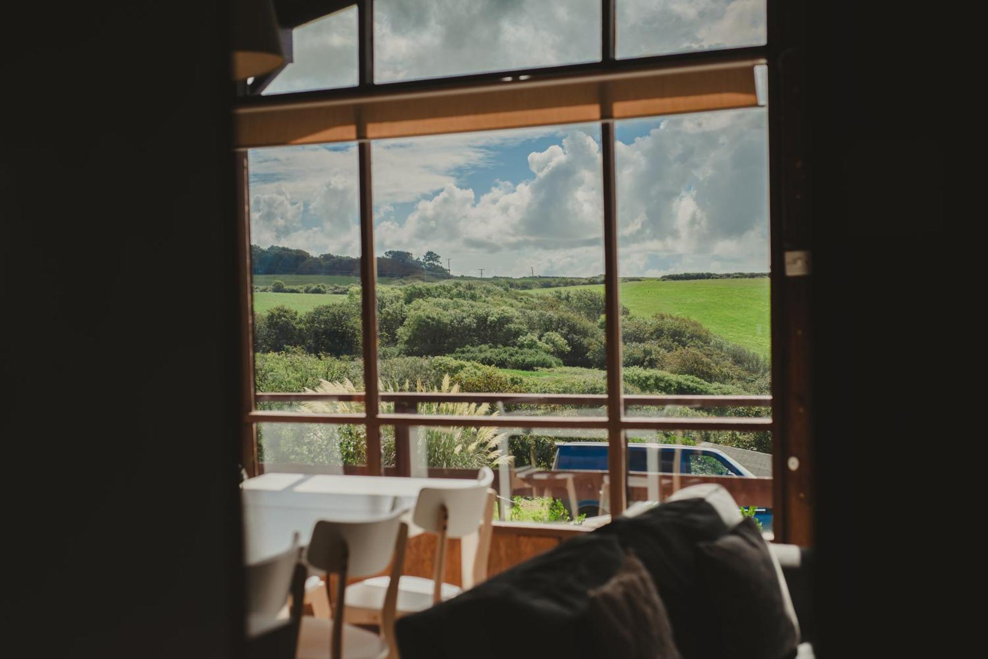 Timber Hill Self Catering Cedar Lodges Broad Haven Exterior foto