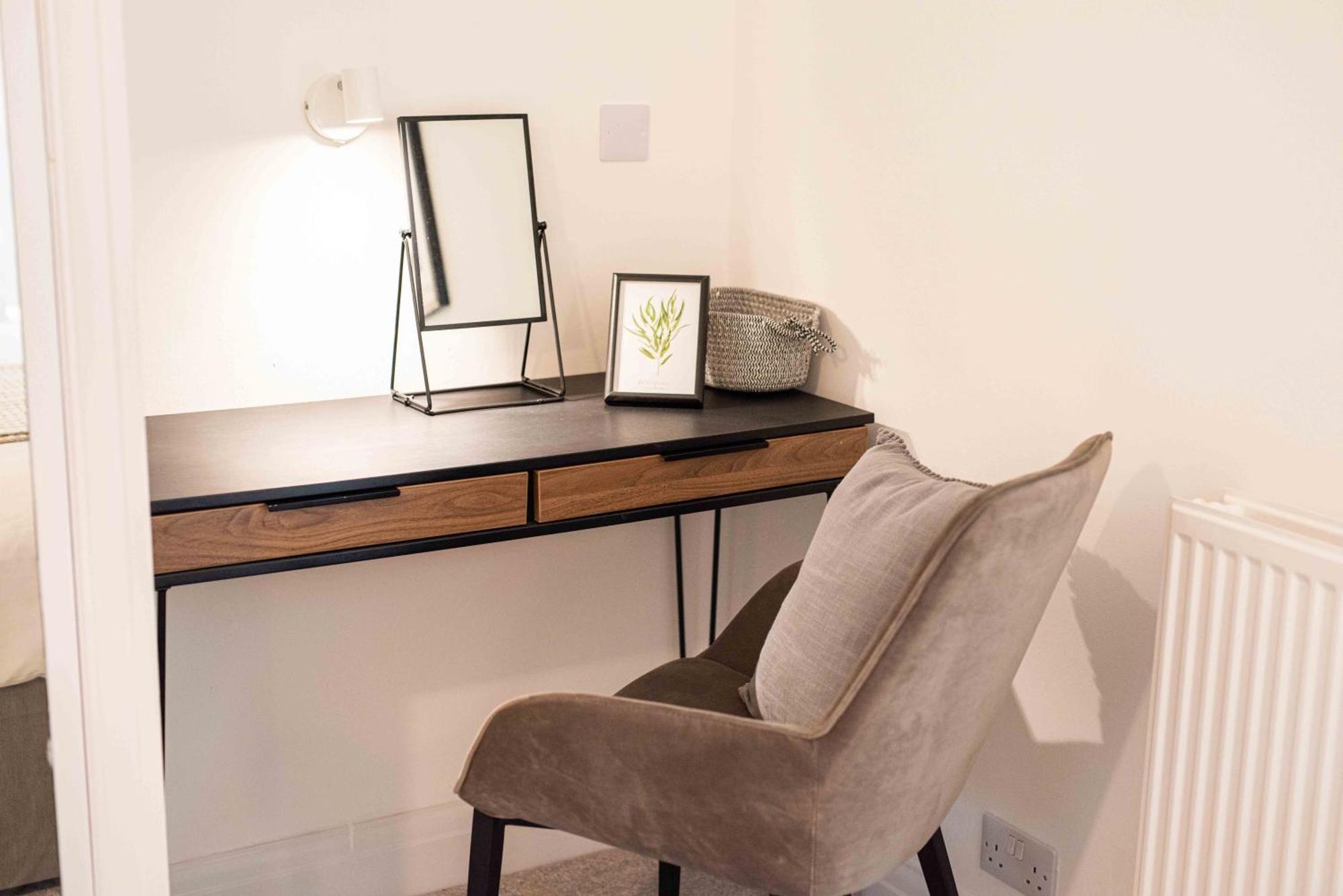Timber Hill Self Catering Cedar Lodges Broad Haven Zimmer foto